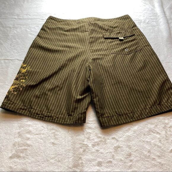 Pull & Bear XDYE Brown Striped Board Shorts Size Large - Picture 2 of 13